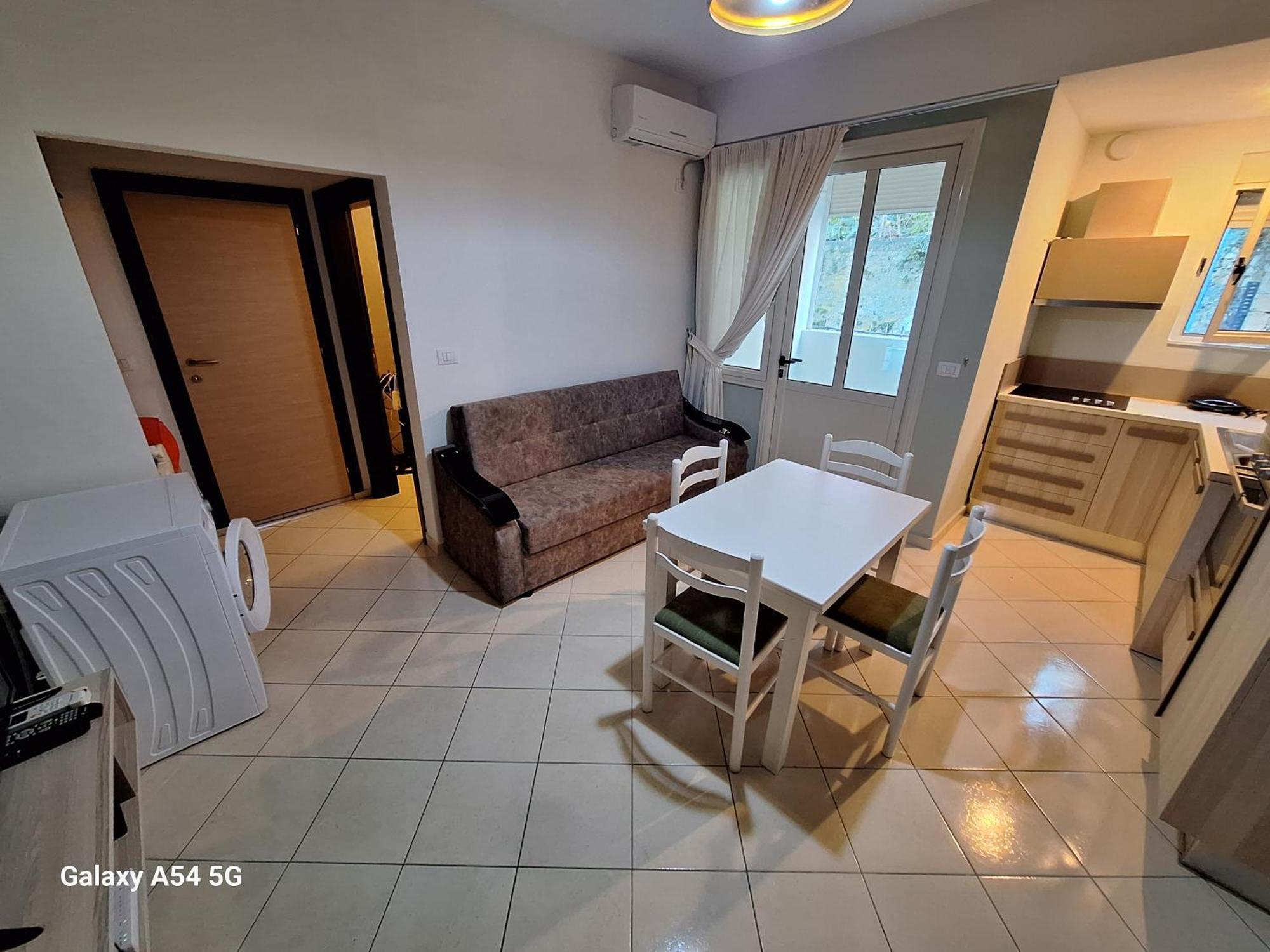 Amaris Apartament Wlora